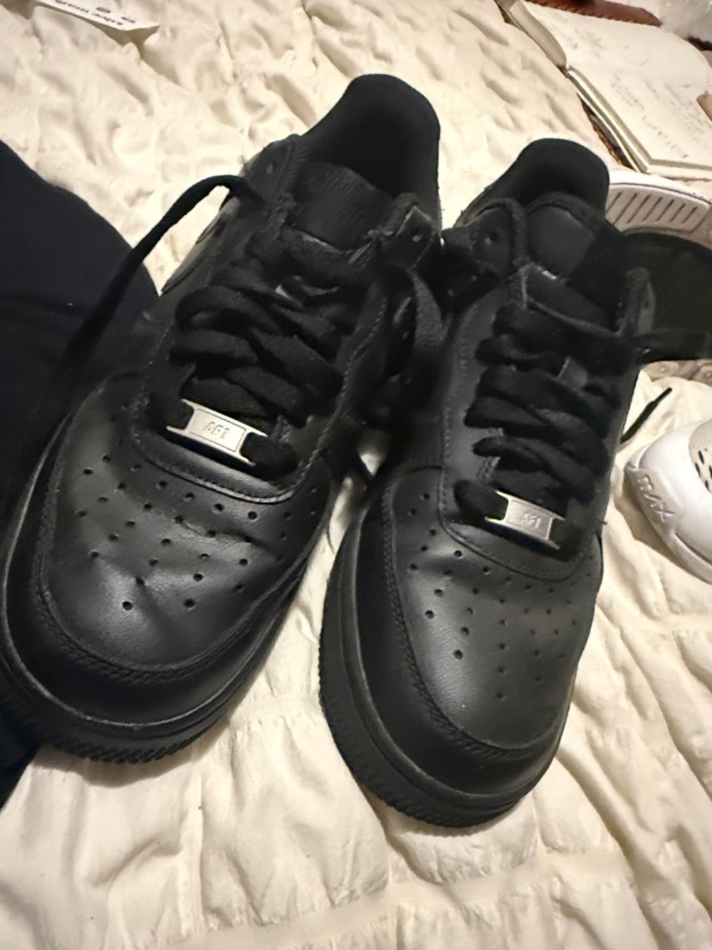 Nike Men's Black Athletic Sneakers